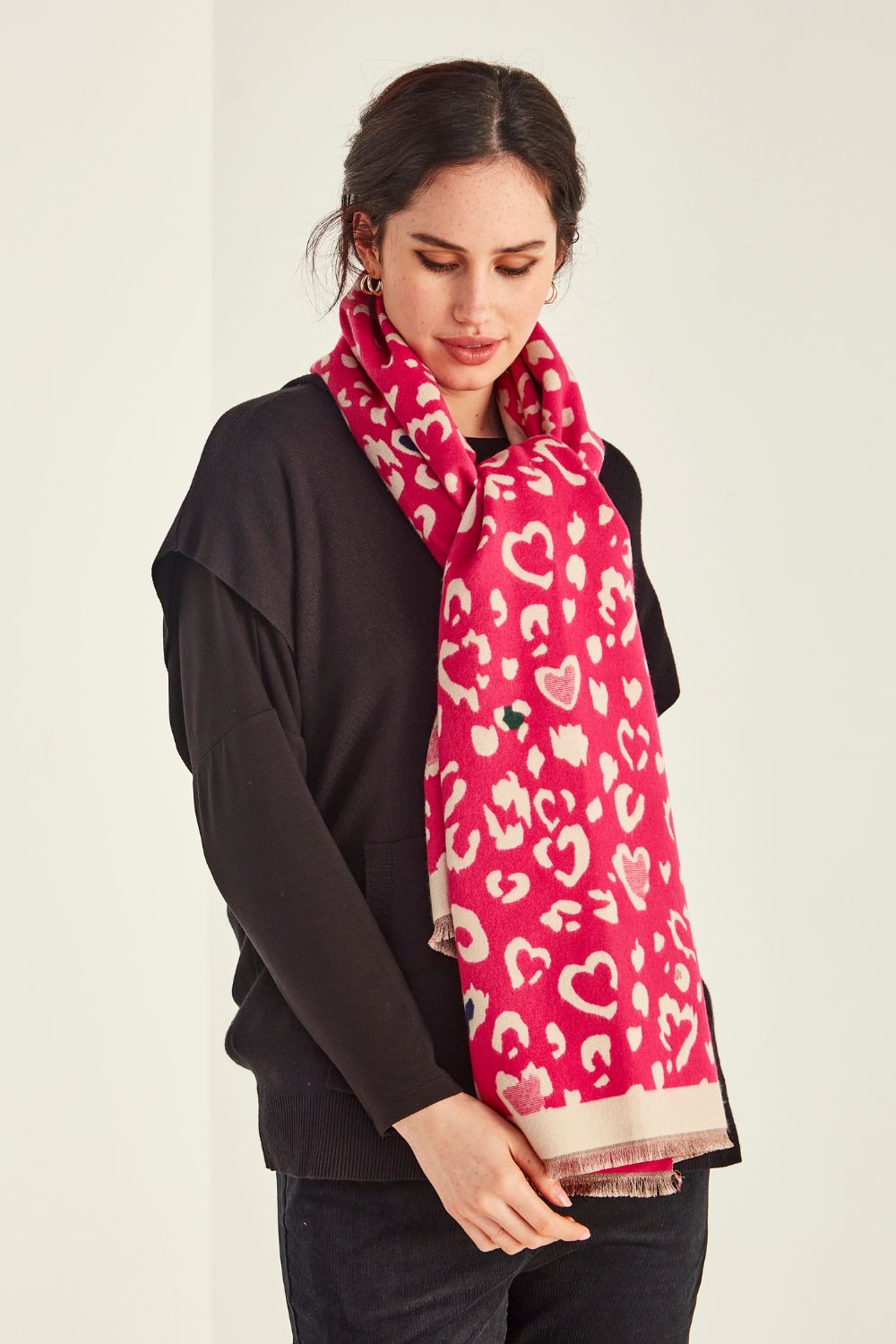 Cora Reversible Scarf Cerise