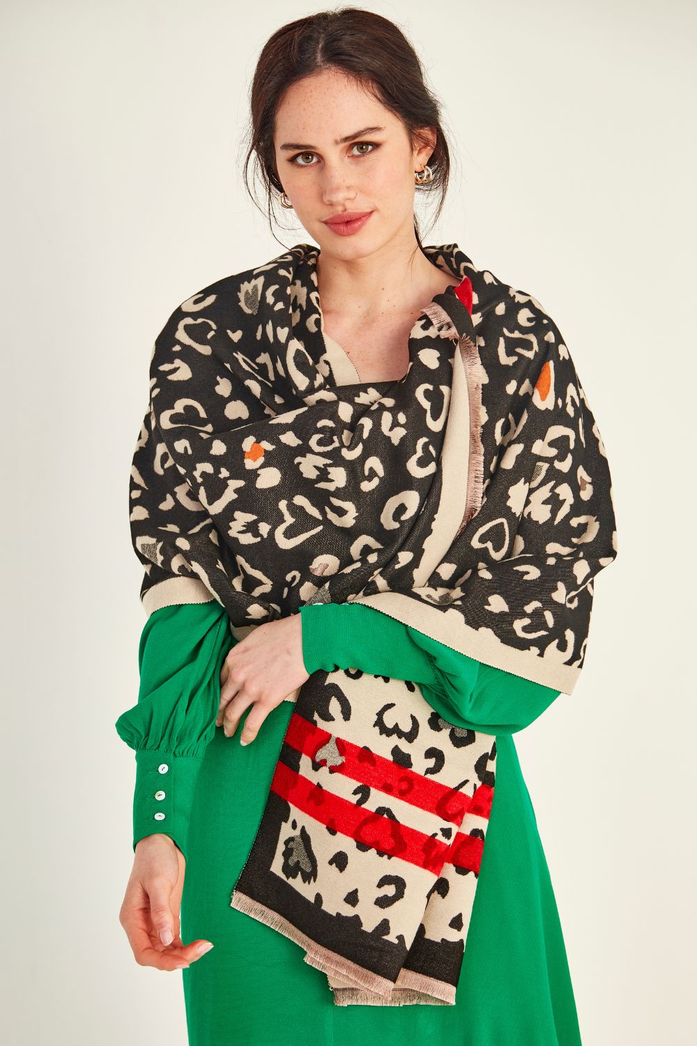 Cora Reversible Scarf Black