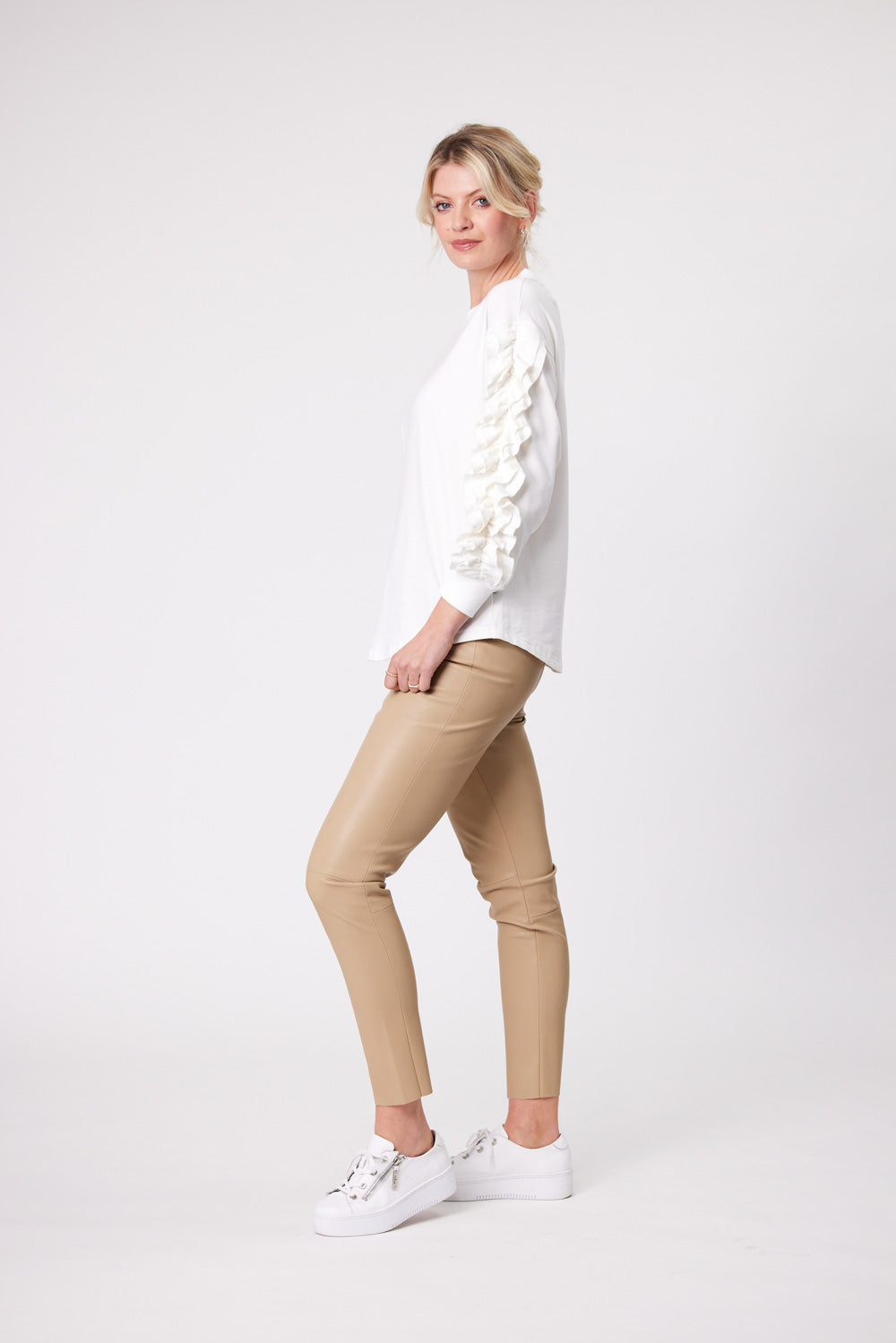 Arden Top Off White