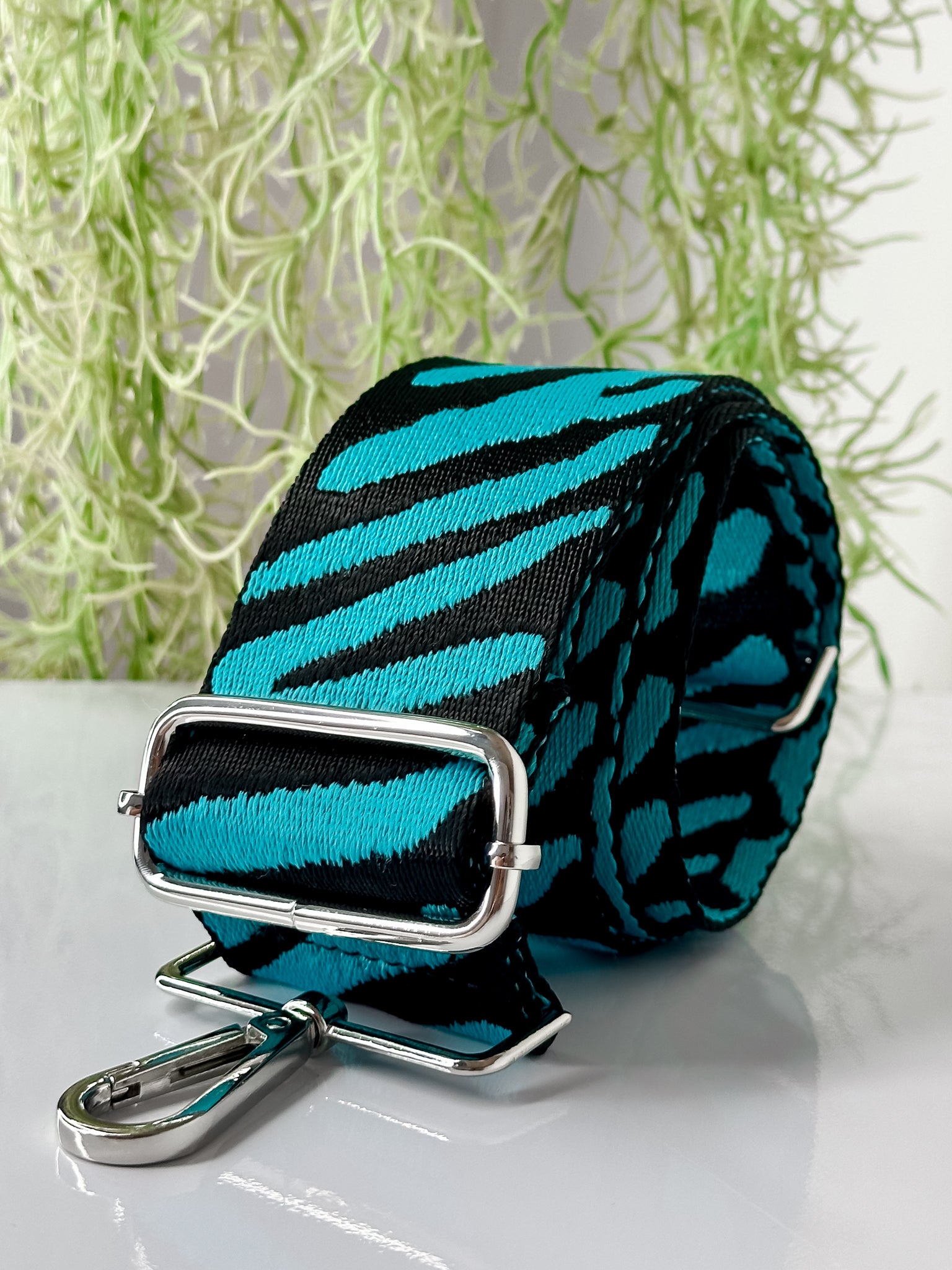 Diva Strap Teal Safari