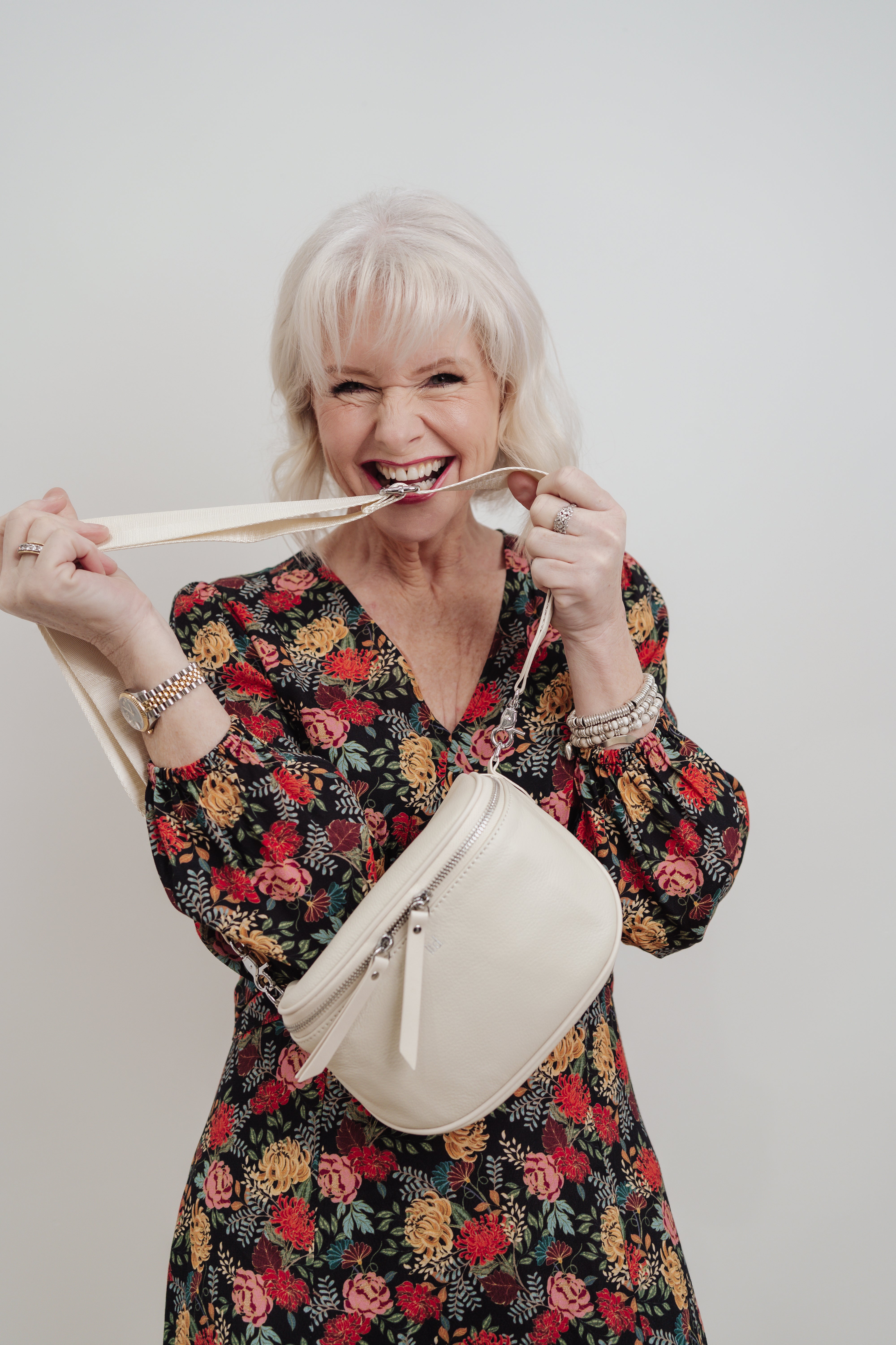 Dani Leather Crossover Bag - Blonde
