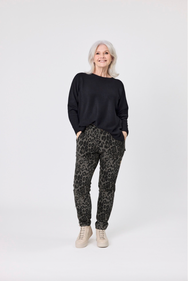Annika Pant Grey Leopard