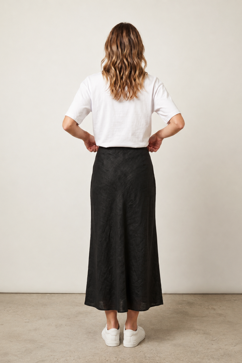 Dallas Bias Skirt Black