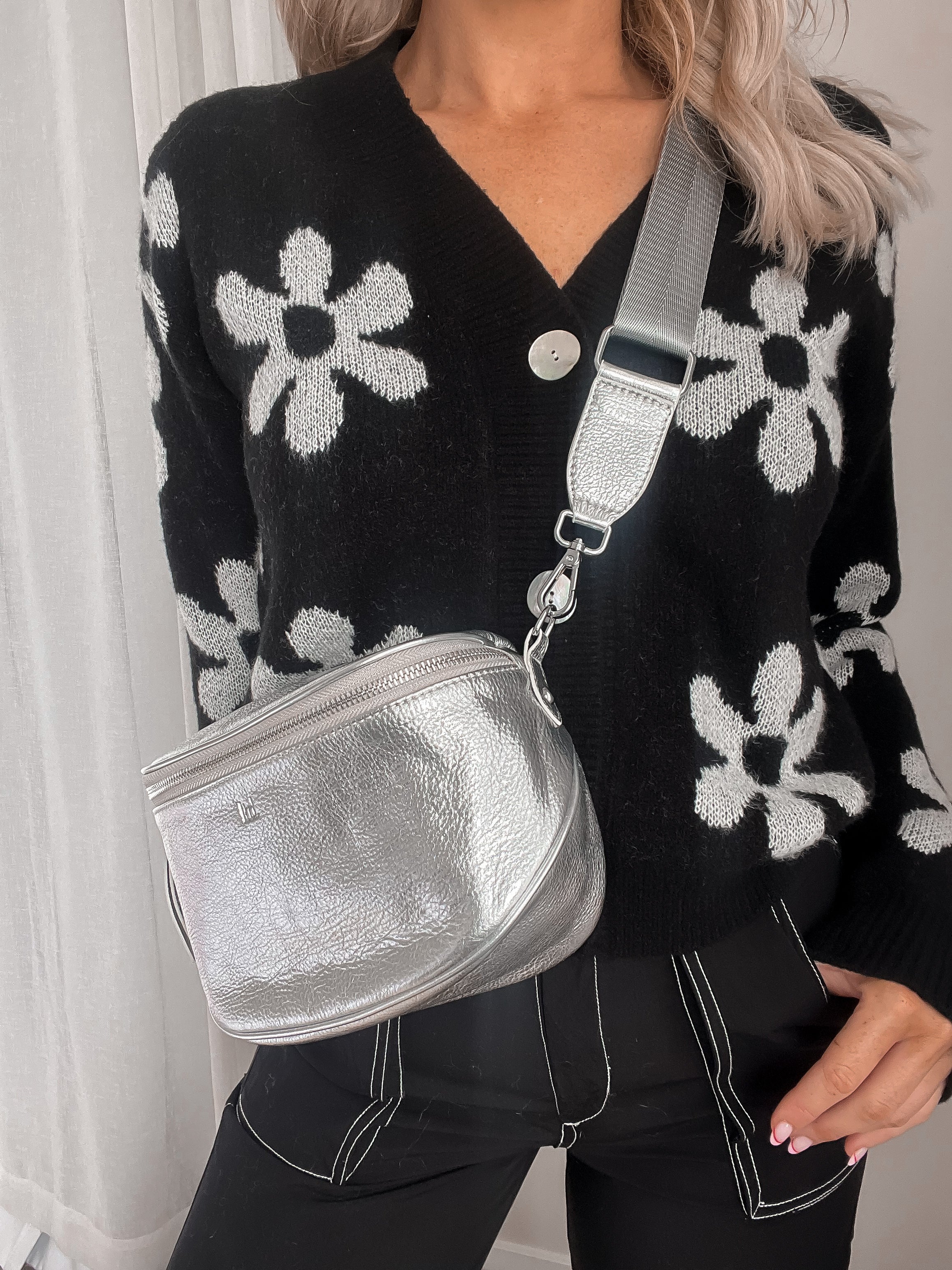 Dani Leather Crossover Bag - Space