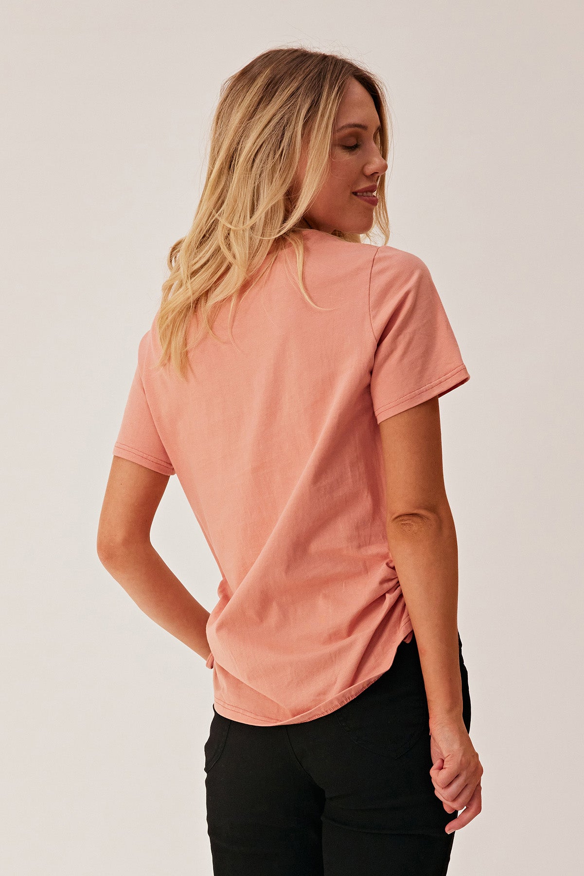 peach t shirt womens