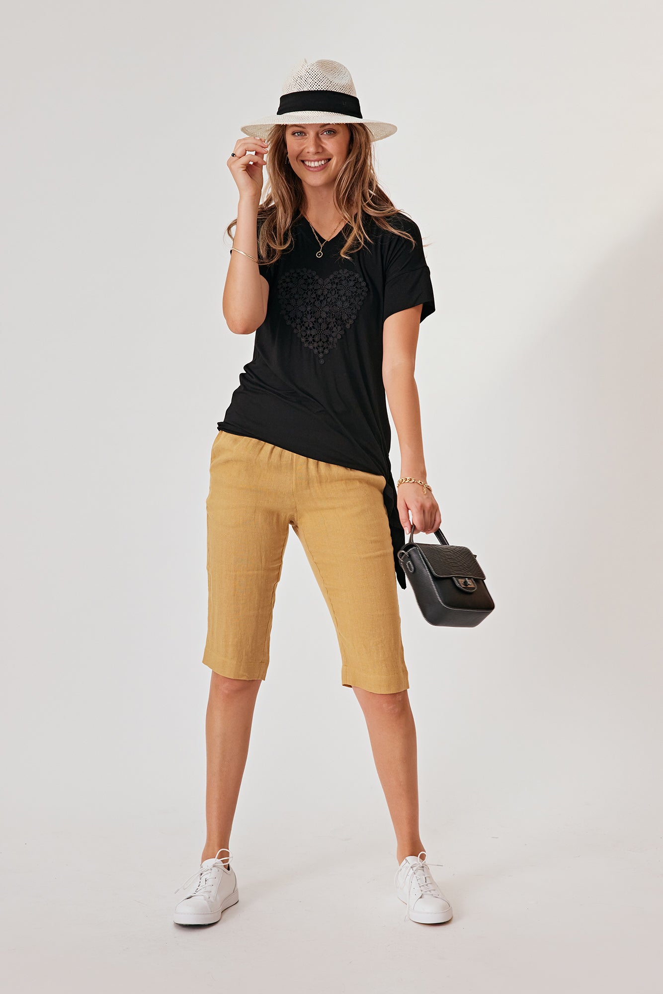 Kinsley Short Gold